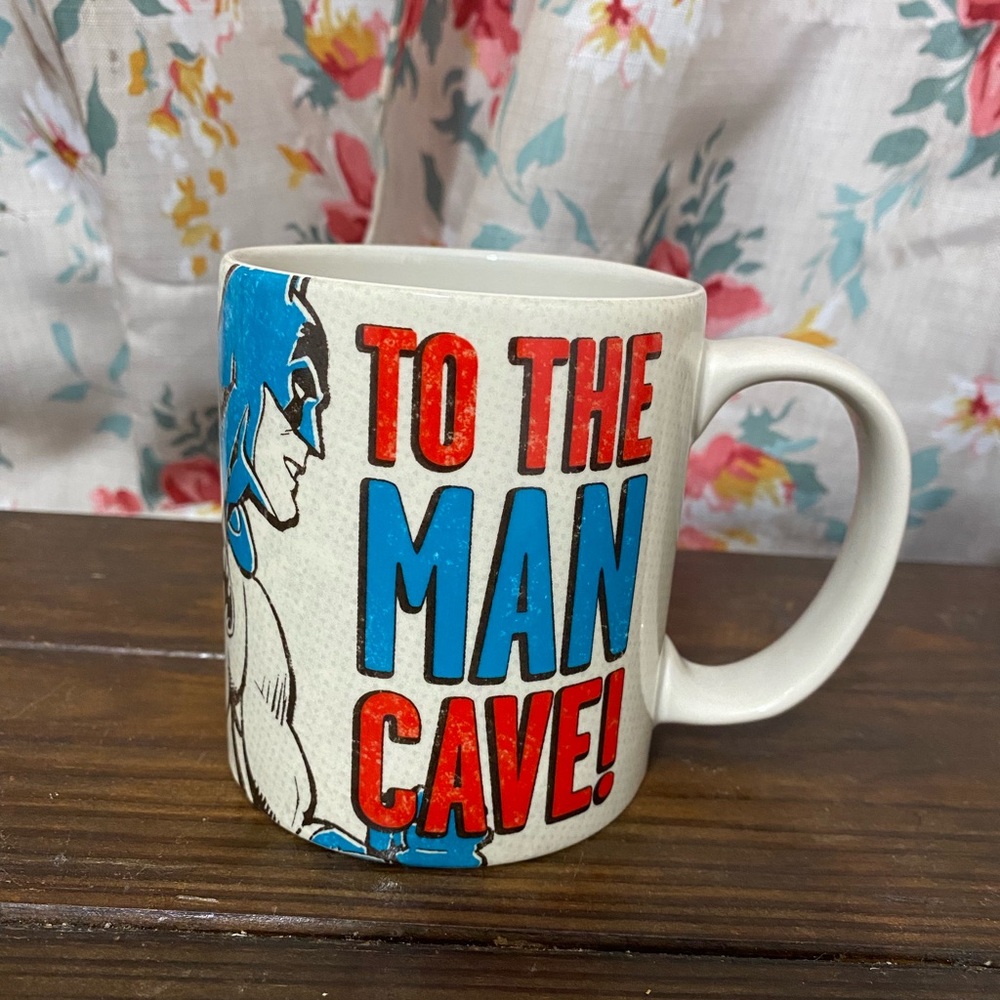 VTG Hallmark DC Comics Batman “To The Man Cave!” Coffee Mug (2012)